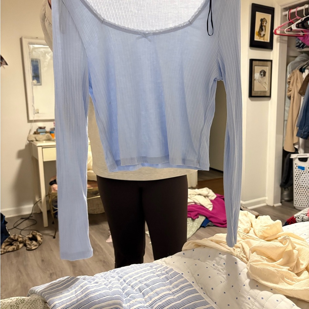 H&M Light Blue Ribbed Long-Sleeve Crop Top